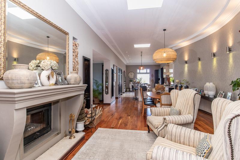 3 Bedroom Property for Sale in Stonehurst Mountain Estate Western Cape